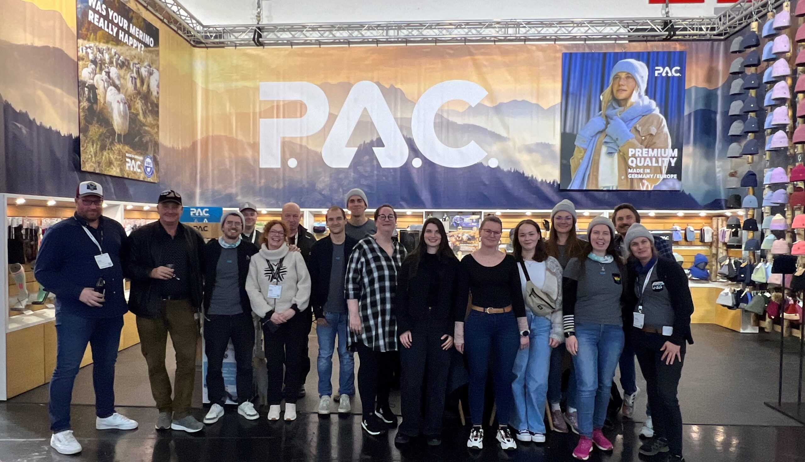 Teamfoto Stand ISPO 2024